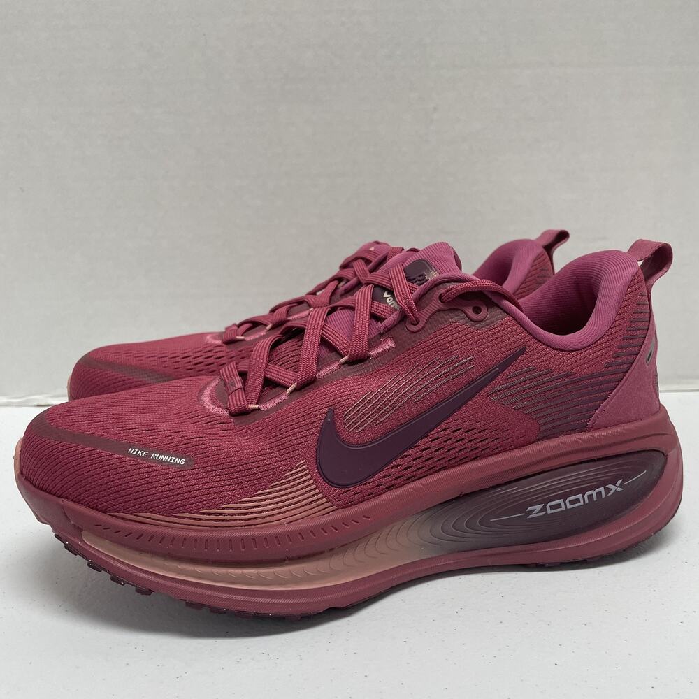 Nike Vomero 18 Sweet Beet Red Stardust HM6804 604 Size 8.5 Women Workout Running
